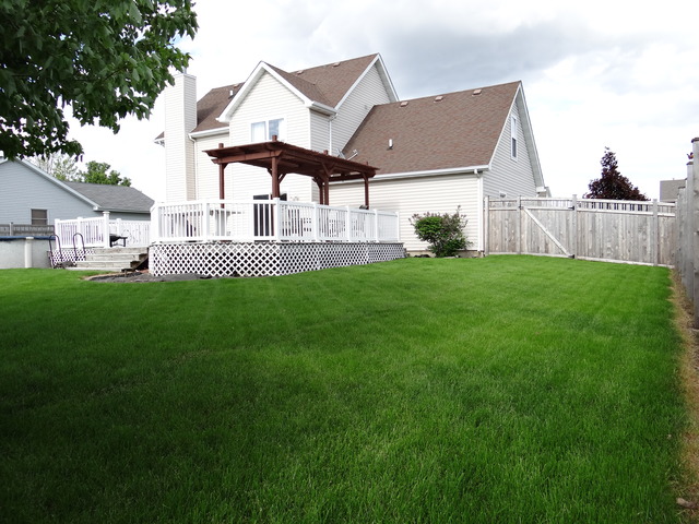 303 Chippewa Dr, Minooka, IL 60447 photo 7