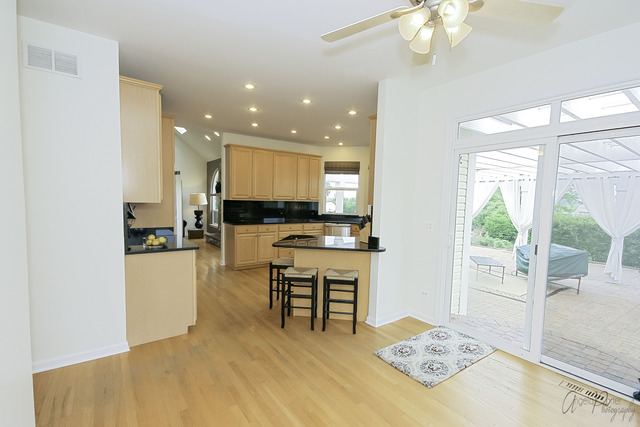 1918 Bison Ln, Mchenry, IL 60051 photo 9
