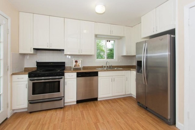 716 Ranch Rd, Wheaton, IL 60187 photo 8
