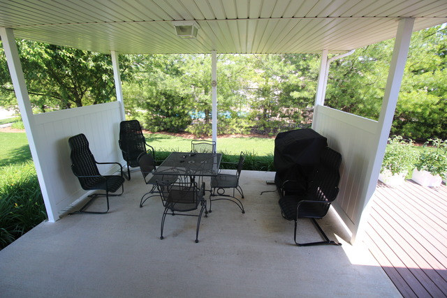 1386 E Cap Cir, Bourbonnais, IL 60914 photo 4