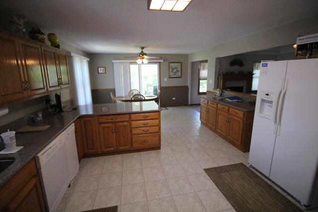 1386 E Cap Cir, Bourbonnais, IL 60914 photo 6