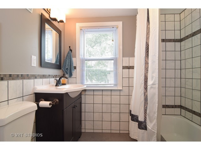 714 S Spring Rd, Elmhurst, IL 60126 photo 13