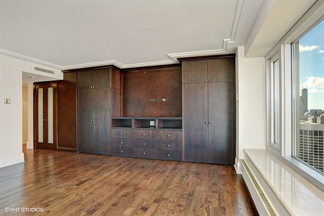 132 E Delaware Pl #5301, Chicago, IL 60611 photo 13