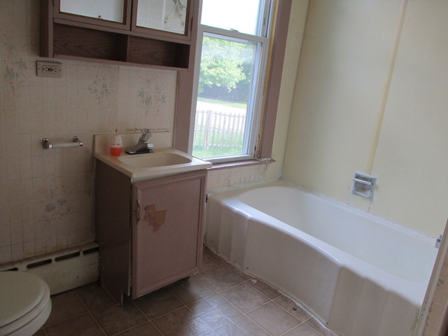 920 Larkin Ave, Elgin, IL 60123 photo 9