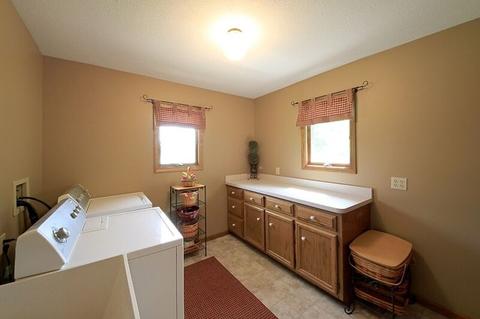 708 S Jackson St, Gardner, IL 60424 photo 15