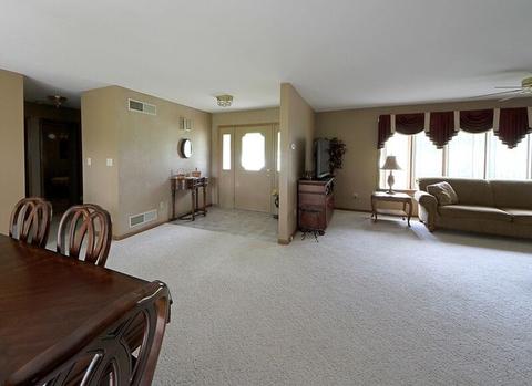 708 S Jackson St, Gardner, IL 60424 photo 18