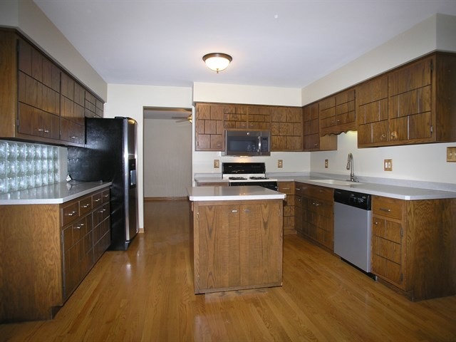 25109 W Willow Dr, Plainfield, IL 60544 photo 6
