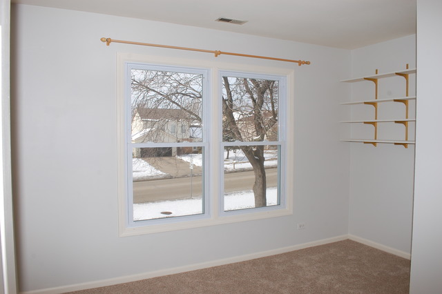 1085 Gannon Dr, Hoffman Estates, IL 60169 photo 15