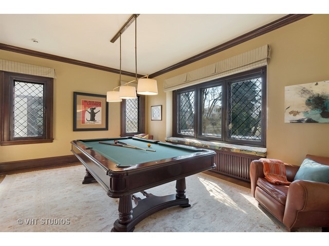 210 Davis St, Evanston, IL 60201 photo 12
