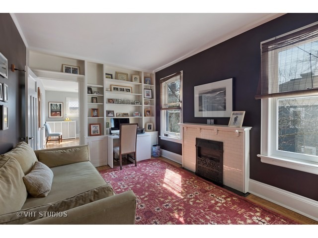 210 Davis St, Evanston, IL 60201 photo 20