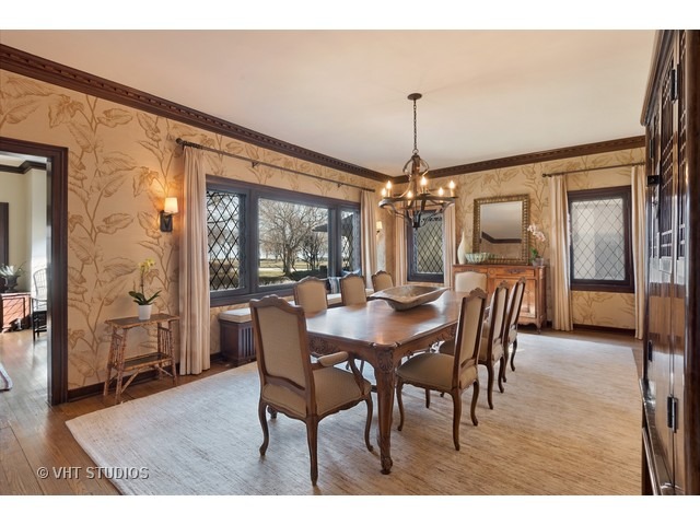 210 Davis St, Evanston, IL 60201 photo 7