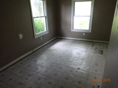 40 E 31st St, Steger, IL 60475 photo 4