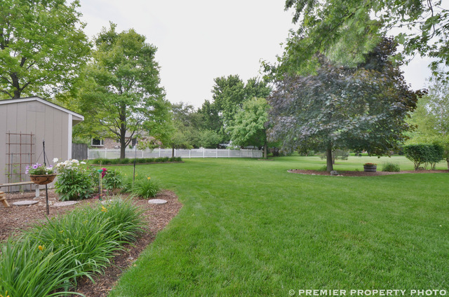 105 Brynn Dr, Manhattan, IL 60442 photo 4