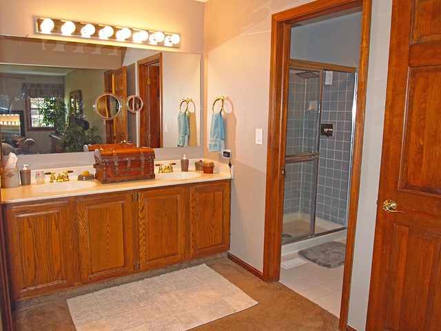 657 Wainsford Dr, Hoffman Estates, IL 60169 photo 15