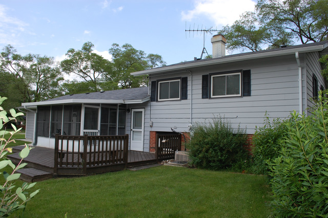 725 Maple Ln, Hoffman Estates, IL 60169 photo 19
