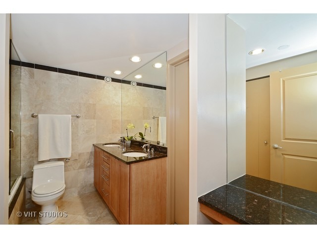 30 E Huron St #5406, Chicago, IL 60611 photo 12