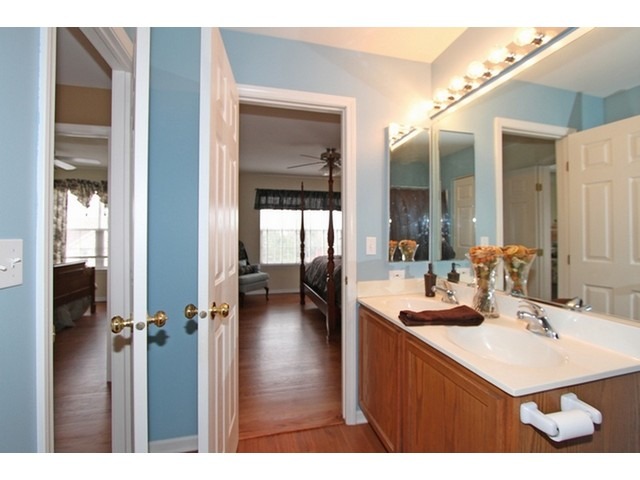1305 Filly Ln, Bartlett, IL 60103 photo 15