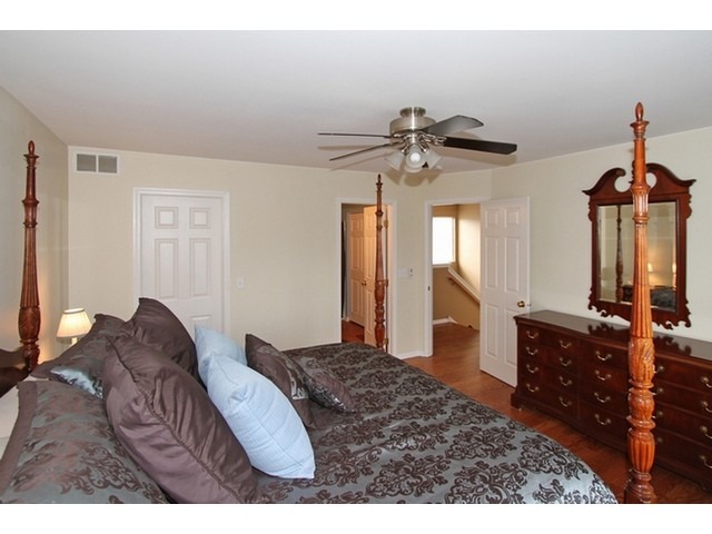 1305 Filly Ln, Bartlett, IL 60103 photo 14