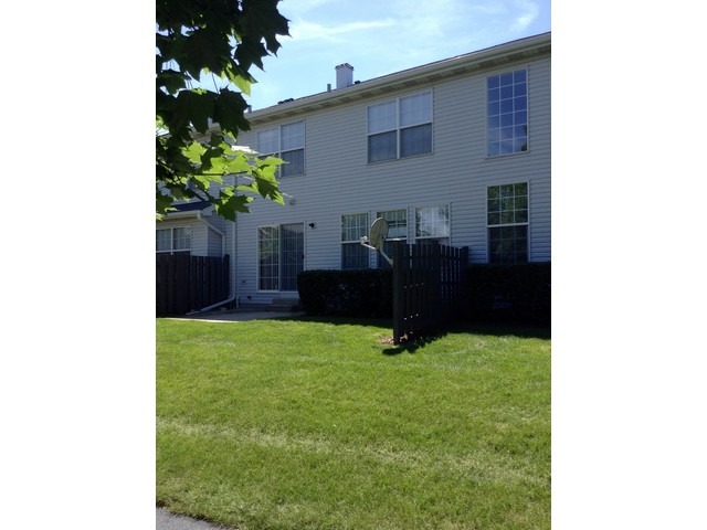 1305 Filly Ln, Bartlett, IL 60103 photo 24