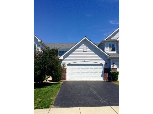 1305 Filly Ln, Bartlett, IL 60103 photo 2
