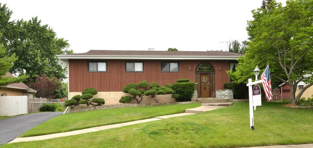 710 E Turner Ave, Roselle, IL 60172 photo 1