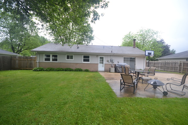 190 Maricopa Ln, Hoffman Estates, IL 60169 photo 17