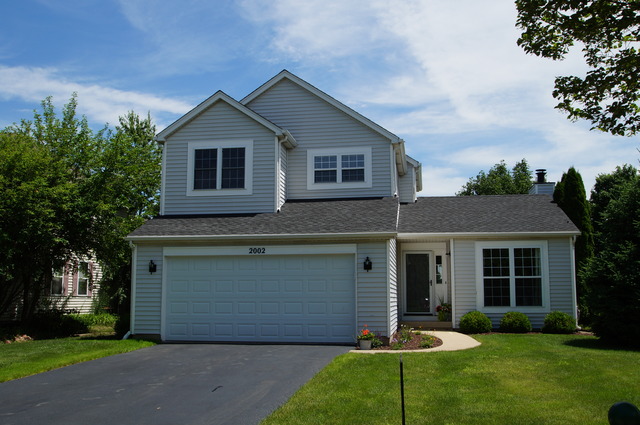 2002 Chestnut Grove Dr, Plainfield, IL 60586 photo 1