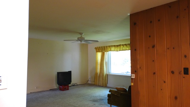 305 E Thompson St, Harvard, IL 60033 photo 9