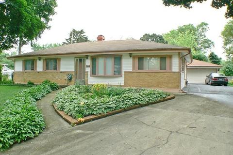 560 Glendale Ln, Hoffman Estates, IL 60169 photo 1