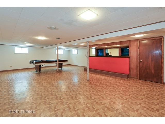 3149 Patton Dr, Des Plaines, IL 60018 photo 4