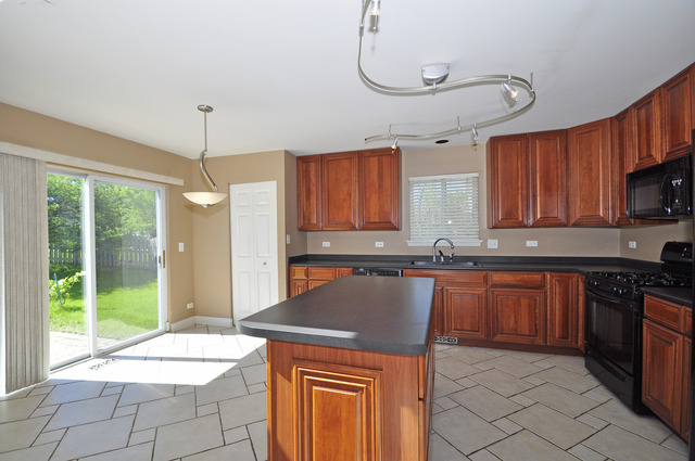 440 Mockingbird Ct, Lake Villa, IL 60046 photo 5