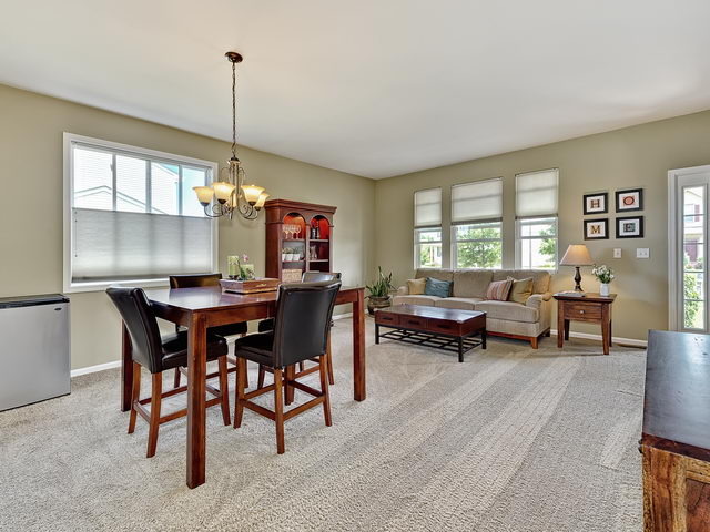 14508 Independence Dr, Plainfield, IL 60544 photo 2