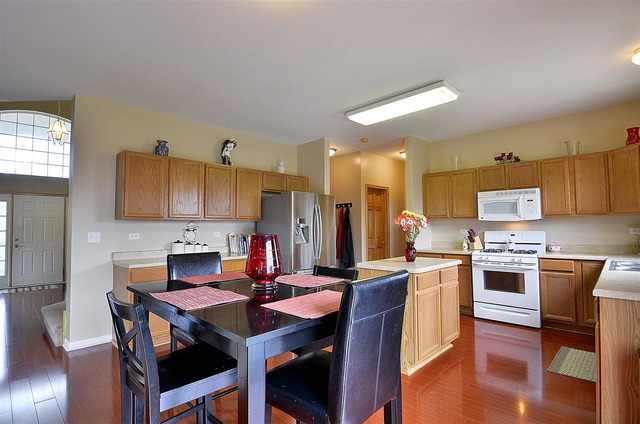 7809 Boxwood Ln, Plainfield, IL 60586 photo 8