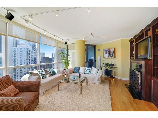 420 E Waterside Dr #3701, Chicago, IL 60601 photo 7