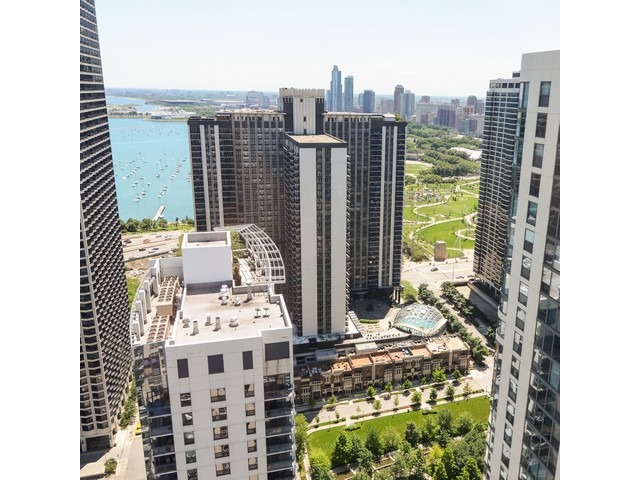 420 E Waterside Dr #3701, Chicago, IL 60601 photo 21