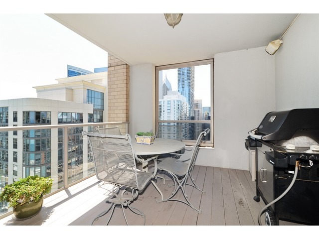420 E Waterside Dr #3701, Chicago, IL 60601 photo 17