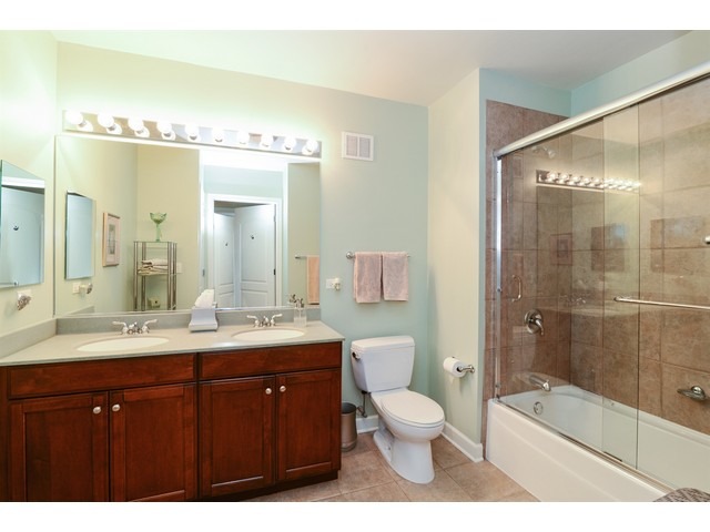 420 E Waterside Dr #3701, Chicago, IL 60601 photo 14
