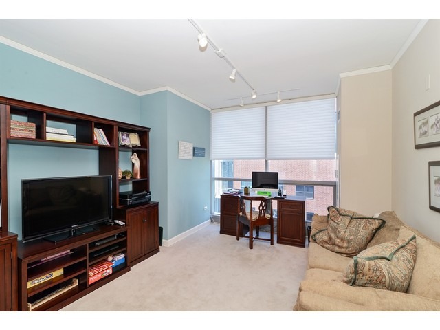 420 E Waterside Dr #3701, Chicago, IL 60601 photo 12