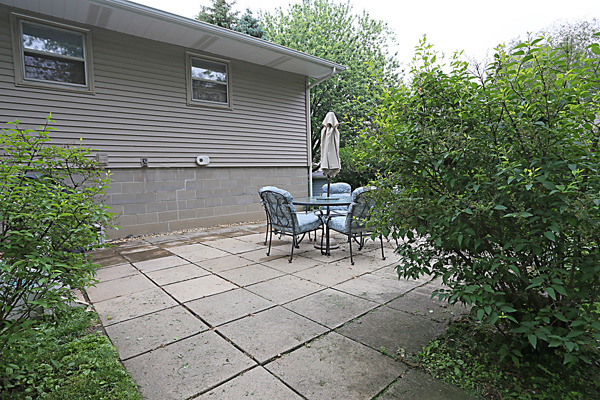 351 E Reader St, Elburn, IL 60119 photo 22