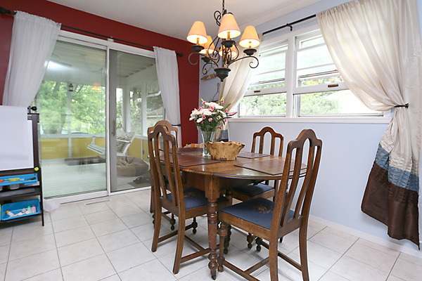 351 E Reader St, Elburn, IL 60119 photo 9