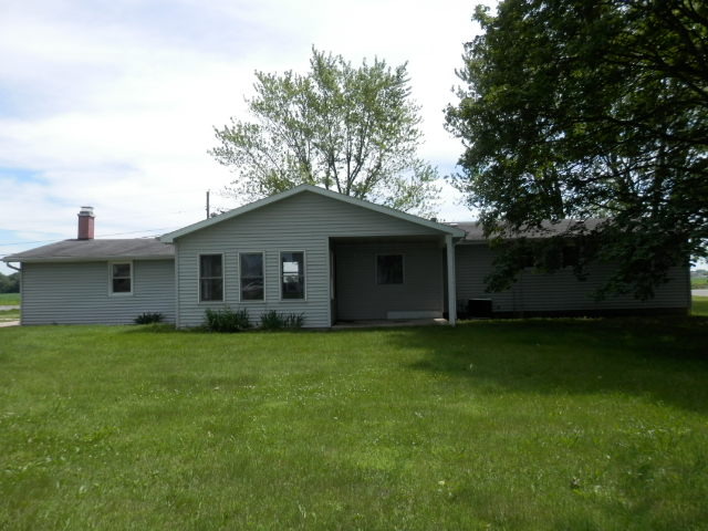 410 S Berta Rd, Coal City, IL 60416 photo 1