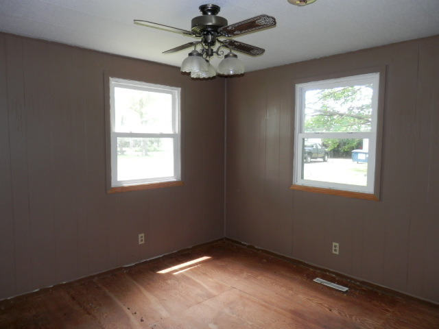410 S Berta Rd, Coal City, IL 60416 photo 6