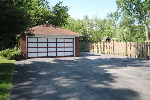 527 Selborne Rd, Riverside, IL 60546 photo 22