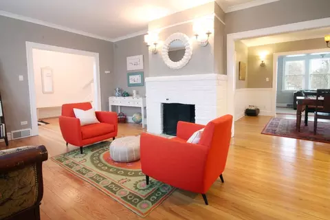 527 Selborne Rd, Riverside, IL 60546 photo 2