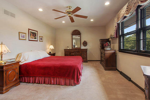 744 S Stuart Ct, Elmhurst, IL 60126 photo 7