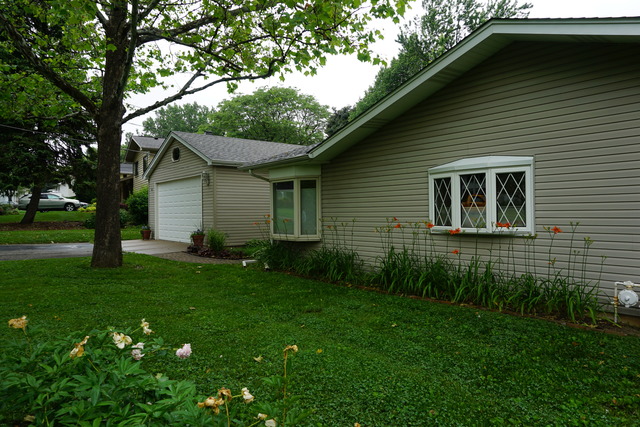1920 Hampton Rd, Hoffman Estates, IL 60169 photo 22
