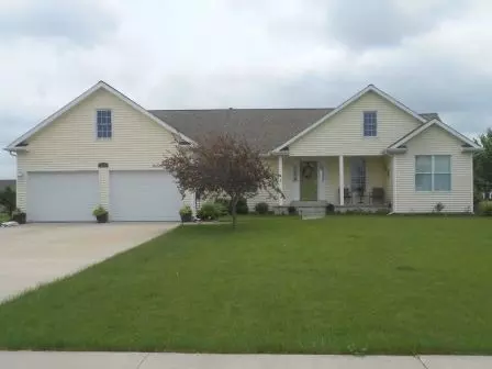 720 S Jackson St, Gardner, IL 60424 photo 1