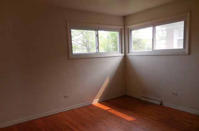 356 E 87th Pl, Chicago, IL 60619 photo 7