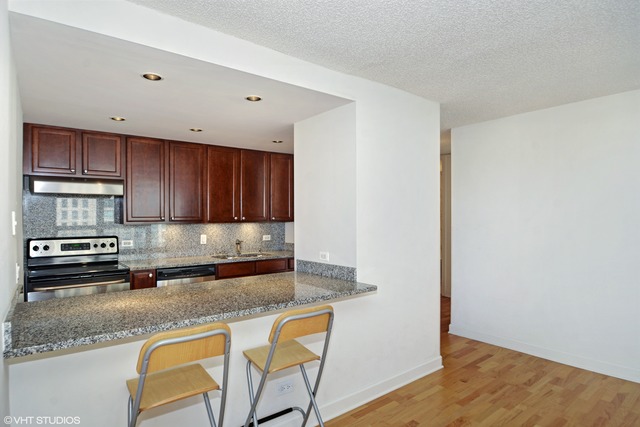 30 E Huron St #4002, Chicago, IL 60611 photo 10