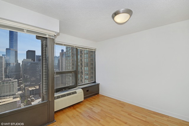 30 E Huron St #4002, Chicago, IL 60611 photo 6